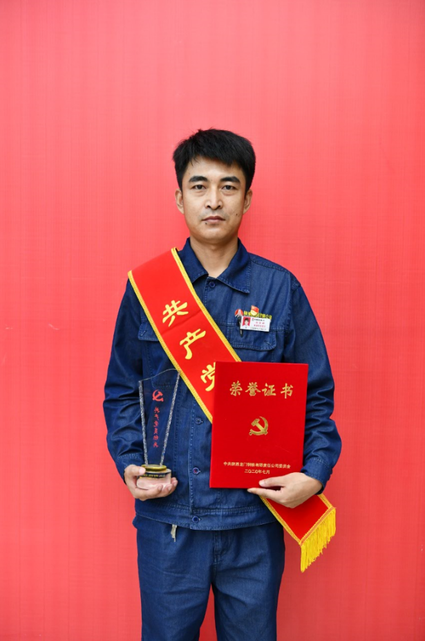 �^�M�����@Ӣ�� ��Ͷ�ˑ�(zh��n)���ϵğ�Ѫ���ꡪ�����