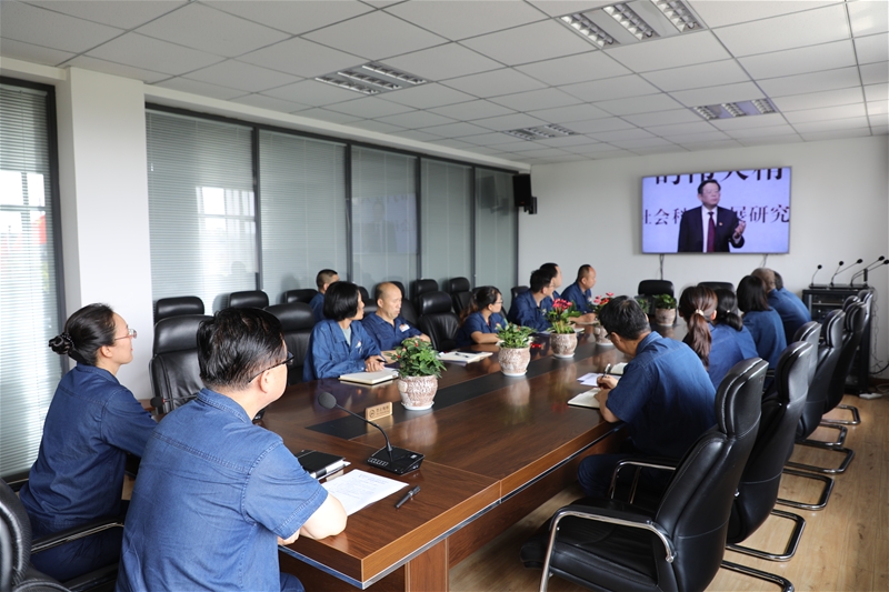 ���G�����C(j��)�P(gu��n)�hί���v��(x��)��ƽ����(sh��)ӛ����һ����Ҫ�vԒ������� (t��ng)����(d��o)�hί��Փ�W(xu��)��(x��)���ĽM�W(xu��)��(x��)